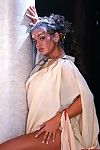 Rita Faltoyano como Cleópatra obtém fodido pesada :por: dupla galos