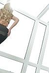 липкий девушка анника элбрайт линяет латекс юбка впереди из перед Играет порнозвезда Отходов