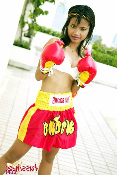 Thai amateur babe boxer
