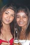 التدخين خجولة التايلاندية هوكر تضخيم لها ندي داكن القذر