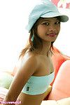 tailandés los adolescentes Babe viste sombrero