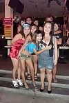 winzige Thai Street Prostituierte Gebohrt :Von: Welt Unvergesslich Kopulation tourist Klaus sticky Japanisch Hündin