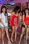 thai strada Prostitute bonked :Da: un distorcere Svedese turistica
