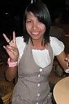 رائع التايلاندية Bargirl العاهرات بضرب :بواسطة: A السياحية