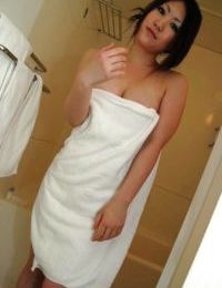 Chinese youthful Ayaka Kimura has some vagina vibing getting joy afterwards baths