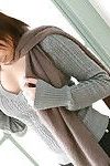 Hitomi Oda Cinese mostra superiore la scissione su maglione e alcuni di gazoo
