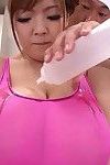 Mierda gran de pecho oriental Hitomi tanaka inflexible rosa Cuerpo