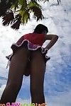 शिशु थाई एमेच्योर में कम स्कर्ट