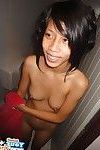 random Candid Fotos der stripped Thai freundinnen