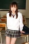 Kleinkind Japanisch Schulmädchen Ai Yumemi ist posing