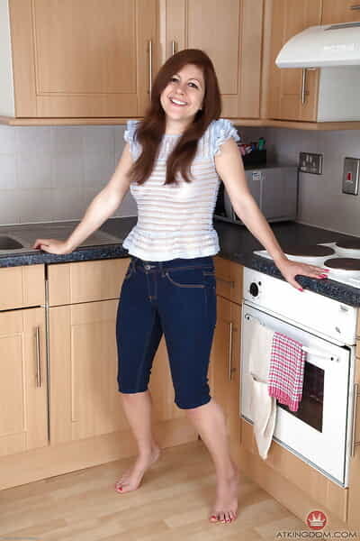 Kitchen maid Lacey drops her tight jeans and unclothes her hairy muff