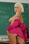 गर्म शिक्षक माँ kasey अनुदान खुलासा उसके आश्चर्यजनक स्तन और लूट