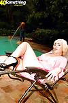 Reifen blond hottie Raquel Sieb bekommt genagelt auf ein Schwanz bei die Pool