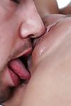 MILF novia Capri es Coño lamió y masturbar en su apretado boca