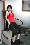 Sporty latina with pigtails Evie Dellatossa stripping in the gym