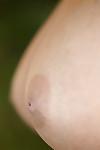blonde Tasha Herrschaft zeigt aus Ihr Atemberaubende anal Loch auf Kamera