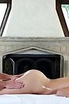 Holly michaels penetrated for her raunchy massage