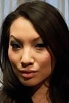 Asa akira, el Más sexy Asiático en el edad porno industry, obtiene intenso áspero sex,