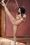 Please welcome the fabulous and hawt veronica avluv to hogtied! veronica is a ny