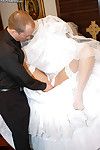 Jaden James jest jej cipki wkręca Hardcore w A Ślub Sukienka