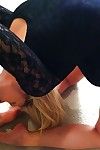 Flexy Adolescente Mia Malkova obtiene su fanny acristalamiento Con Cum después de Golpeando