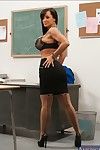 , शिक्षक में मोज़ा लिसा Ann खरीद नंगा और फैलता है उसके पैर