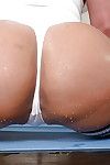 스포티 섹시한중년여성 피닉스 Marie 보 륙 기름 엉덩이 에 소나무 대 양말 고 신발