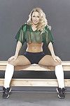 caldo milf Con Incredibile amore muffin Nicole Aniston Erotico Danza off Il suo Sport vestito