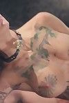 Tattooed bonnie rotten likes it tough during fucking