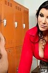 titsy Sex Lehrer Romi Regen Disziplinierung ein student