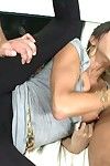 麦迪逊 帕克 撞 在 混蛋 与 她的 性感的 衣服 上