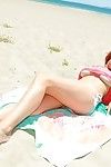 杰西卡 Robbin 获取 拧 艰难 后 正在 在 的 海滩