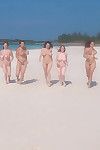 top Boobsy Pornostars bei Casting auf Strand