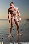 Ben  Lông lá Bodybuilder California Bãi biển