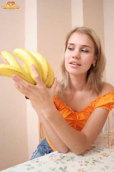 Alluring darling with bananas - part 138