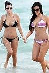 cattivo Kim kardashian in posa in Bikini