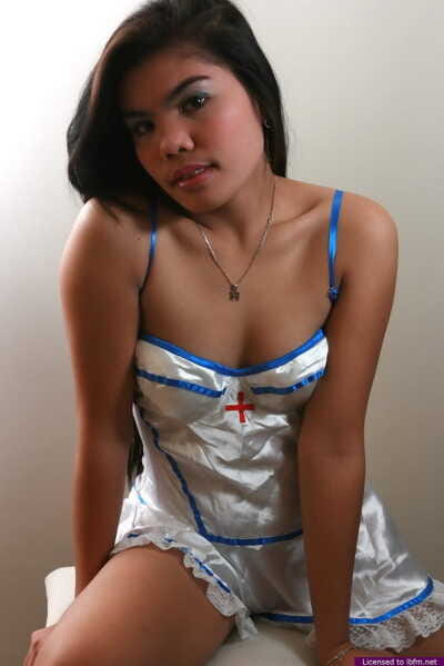 Teen Chinese chicito removes satin sexy pants and underclothes to exemplar in the undressed