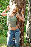 Lusty infant Suzanna lets slip her miniscule milk shakes and lowers her jeans outdoor