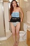 Pitiless redhead thai hottie urination and wipping up her trimmed cooter