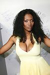 Ebony whore sucks makes love white 10-Pounder at gloryhole