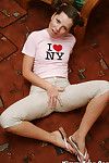 kimmy ยัง ชอบ ของ แบบ raw งนิวยอร์ก เป็ นี่ ที่รัก เล่น undressed กับ เธอ affectionate ส่วน