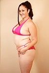 Smiley latin chick plumper Sonia Blaze purchases rid of her garments