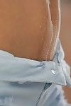 fee Pornostar Sicilia Modellierung Topless in Kurz denim Unterwäsche