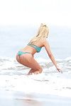 Ava sambora showing off her round bikini apple bottoms