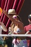 Jennifer Lopez Boobsy en Langbenige in Bikini dom en ondergoed
