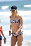 Suki waterhouse shows off her sticky bikini body
