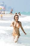 Joanna krupa Boob botón Otoño en Compacto con lentejuelas Bikini