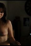 Bouncy Brit Emily Watson per bares all.