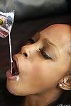 ebony Angel geeft cocksucking voor wreed haan crème in kaak