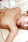genç Çin Şeker Verir bir carnal Oral seks ve faydaları Gelen onu kürklü müstehcen yarık çivilenmiş